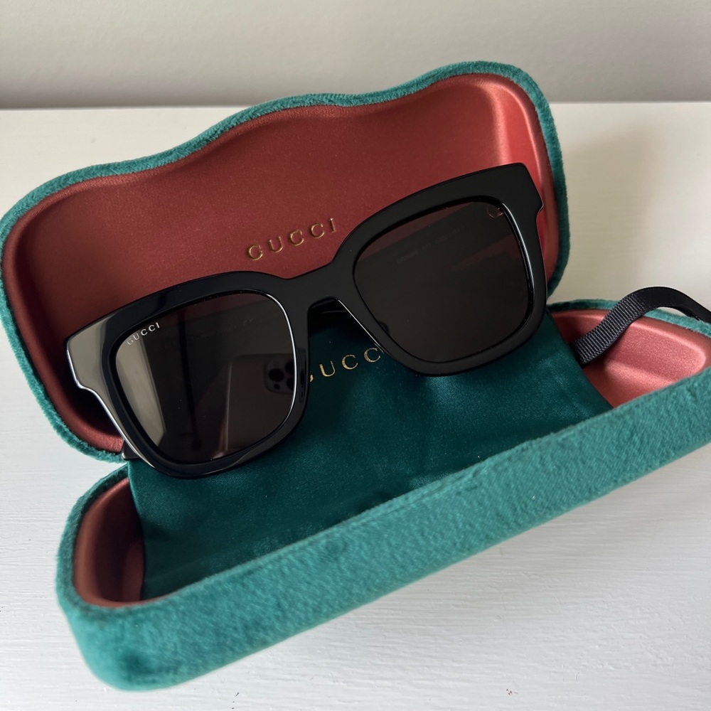 Women’s Gucci Sunglasses